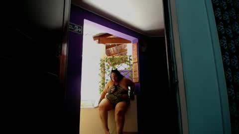 Snapshot of tistmature chatting on 02-19-25, 05:49 TISTMATURE online show from 02-19-25, 05:49