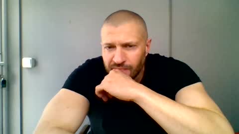 titan_heart online show from 06-23-26, 07:17