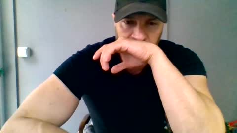 titan_heart online show from 07-04-26, 05:46