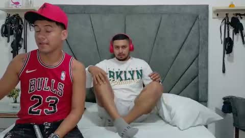 titanboys_os online show from 06-11-26, 08:18
