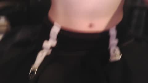 Snapshot of titillatingtales chatting on 02-28-25, 08:20 Fern online show from 02-28-25, 08:20