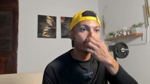 Snapshot of titobell10 chatting on 04-01-26, 04:02 titobell10 online show from 04-01-26, 04:02