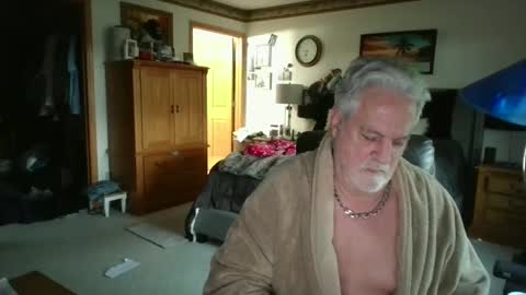 titsantats online show from 09-26-25, 11:42