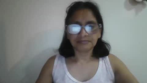 Ester online show from 11-30-25, 11:31