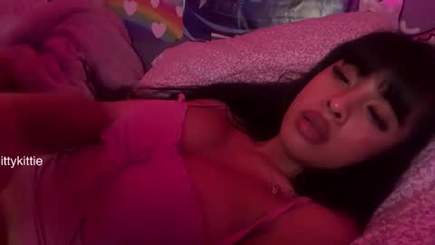 HOTTIE4U online show from 01-18-26, 08:29