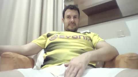 Snapshot of titusnow chatting on 02-11-26, 08:25 titusnow online show from 02-11-26, 08:25