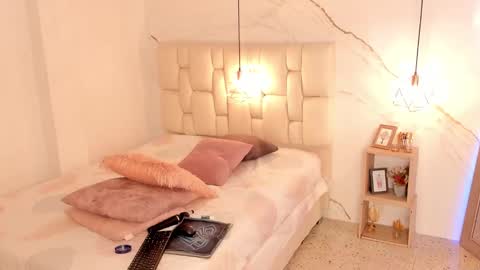 Snapshot of tivizaylove chatting on 03-07-25, 02:34 Tivizay online show from 03-07-25, 02:34
