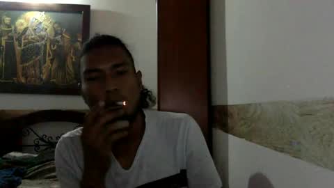 Snapshot of tnptlhvgyqcy chatting on 11-15-25, 04:43 DESTROY.S online show from 11-15-25, 04:43