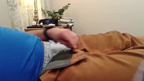 Snapshot of tntoymaker chatting on 03-16-26, 06:34 tntoymaker online show from 03-16-26, 06:34