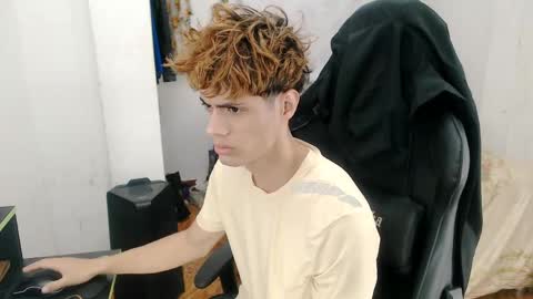 David online show from 04-25-26, 09:45