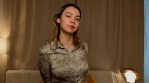 Snapshot of tobivanstrom chatting on 05-12-26, 12:13 Lin online show from 05-12-26, 12:13