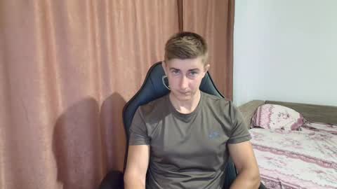 todhorny987 online show from 02-20-25, 06:28