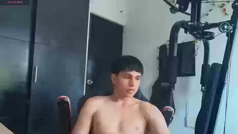 Snapshot of tokio2005 chatting on 03-25-26, 03:29 tokio2005 online show from 03-25-26, 03:29