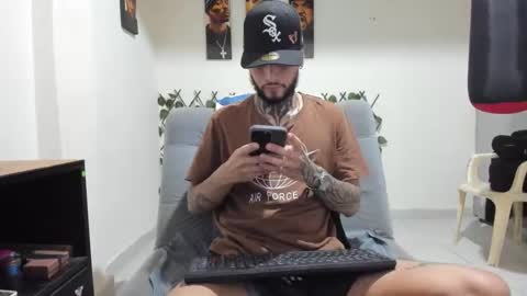 Snapshot of tokio_master chatting on 11-02-25, 03:42 Tokyo Master online show from 11-02-25, 03:42