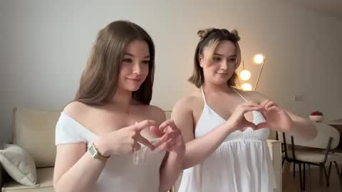 Alice  Alice -   online show from 05-30-26, 01:19