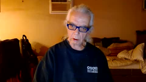 Snapshot of tom112292014 chatting on 12-11-24, 02:41 tom112292014 online show from 12-11-24, 02:41