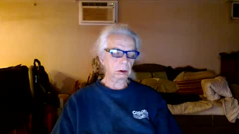 Snapshot of tom112292014 chatting on 12-16-24, 05:06 tom112292014 online show from 12-16-24, 05:06