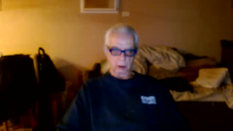 Snapshot of tom112292014 chatting on 12-29-24, 01:34 tom112292014 online show from 12-29-24, 01:34