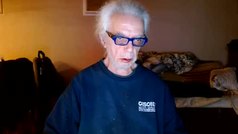 Snapshot of tom112292014 chatting on 01-05-25, 04:04 tom112292014 online show from 01-05-25, 04:04