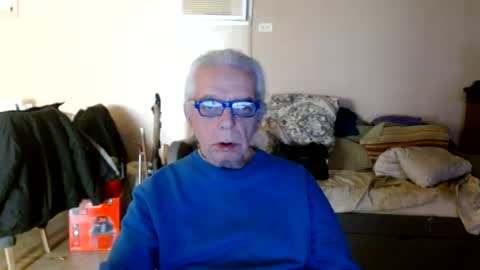 Snapshot of tom112292014 chatting on 02-14-25, 03:15 tom112292014 online show from 02-14-25, 03:15