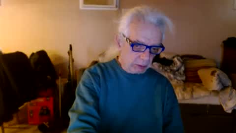 Snapshot of tom112292014 chatting on 03-06-25, 06:26 tom112292014 online show from 03-06-25, 06:26