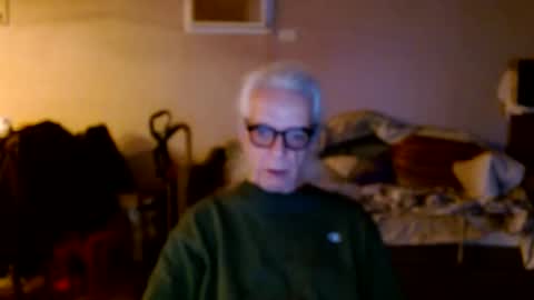 Snapshot of tom112292014 chatting on 11-09-25, 12:14 tom112292014 online show from 11-09-25, 12:14