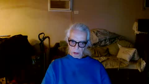 Snapshot of tom112292014 chatting on 11-28-25, 02:47 tom112292014 online show from 11-28-25, 02:47