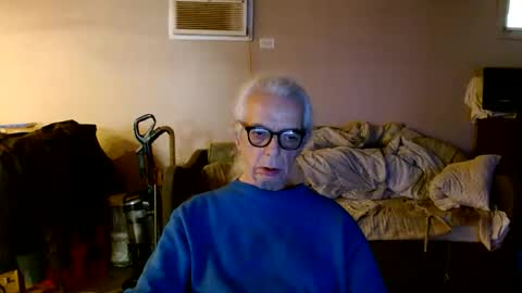 Snapshot of tom112292014 chatting on 11-28-25, 07:05 tom112292014 online show from 11-28-25, 07:05