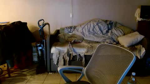 Snapshot of tom112292014 chatting on 12-01-25, 02:44 tom112292014 online show from 12-01-25, 02:44