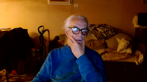 Snapshot of tom112292014 chatting on 12-05-25, 03:04 tom112292014 online show from 12-05-25, 03:04