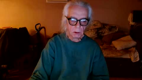 Snapshot of tom112292014 chatting on 02-11-26, 02:16 tom112292014 online show from 02-11-26, 02:16