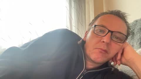 Snapshot of tom6644 chatting on 11-15-25, 07:38 Tom online show from 11-15-25, 07:38