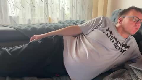 Snapshot of tom6644 chatting on 02-21-26, 09:10 Tom online show from 02-21-26, 09:10