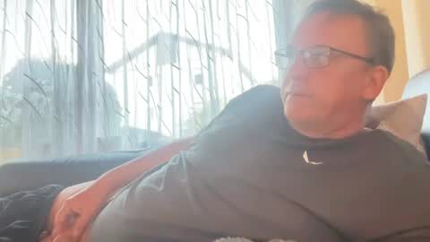 Tom online show from 07-05-26, 05:42