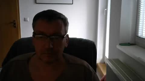 Tom online show from 09-23-25, 10:51