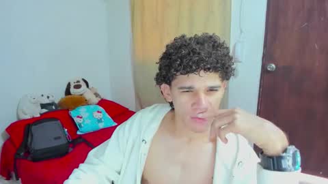 Tom Blue online show from 09-22-25, 12:29