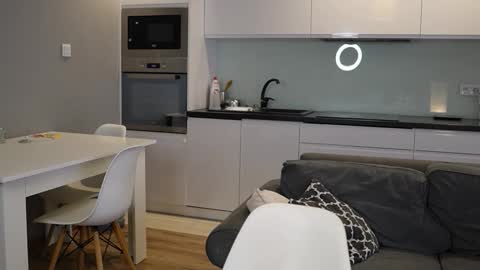 Tom online show from 11-20-25, 07:19