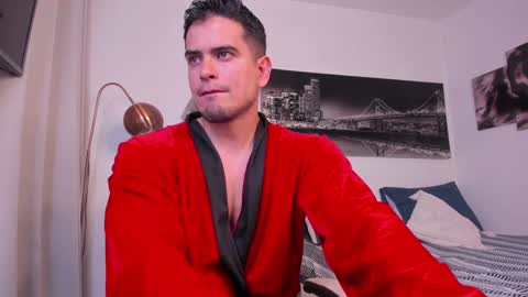 TOM MCKLEEIN  instagram online show from 01-10-25, 03:29