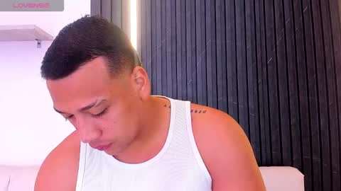 Tom muscle1 online show from 10-29-25, 11:56