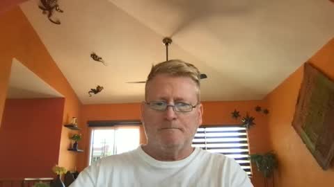 Hola online show from 04-14-26, 06:36