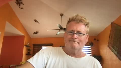 Hola online show from 07-17-26, 10:14