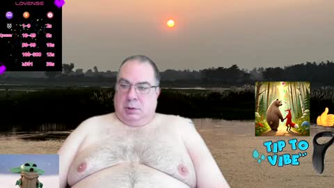 Snapshot of tomaz62a chatting on 01-11-25, 09:15 Tomaz62a online show from 01-11-25, 09:15