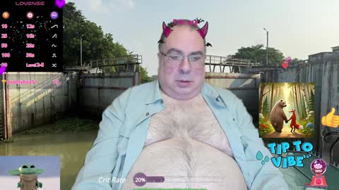 Snapshot of tomaz62a chatting on 01-17-25, 12:53 Tomaz62a online show from 01-17-25, 12:53