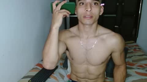 Snapshot of tomaz_18 chatting on 03-11-26, 08:59 tomaz_18 online show from 03-11-26, 08:59