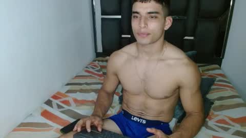 tomaz_18 online show from 04-02-26, 02:42