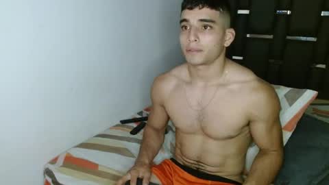 tomaz_18 online show from 04-29-26, 11:22