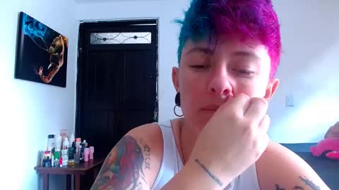 Blue online show from 05-22-26, 05:51