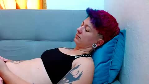 Blue online show from 06-30-26, 06:31