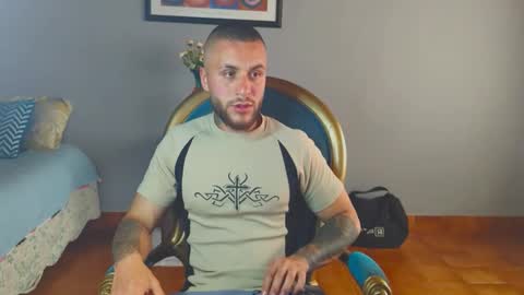 Snapshot of tomdavisxl chatting on 12-03-25, 09:46 tomDavisXl online show from 12-03-25, 09:46