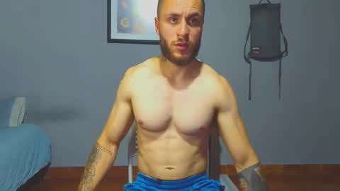 Snapshot of tomdavisxl chatting on 01-17-26, 03:11 tomDavisXl online show from 01-17-26, 03:11